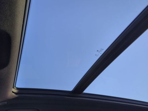 Used 2024 BMW X5 xDrive40i w/ Premium Package image 28