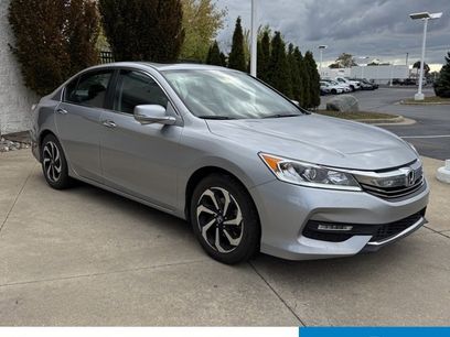 Used 2017 Honda Accord EX