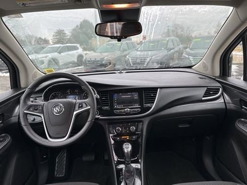 Used 2022 Buick Encore Preferred w/ Safety Package image 11