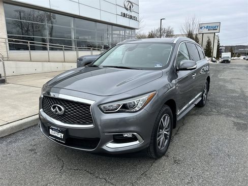 Used 2019 INFINITI QX60 Luxe w/ Essential Package image 4