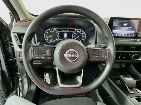 Used 2023 Nissan Rogue S AWD/4WD image 12