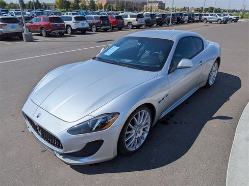 Used 2016 Maserati GranTurismo Sport image 8