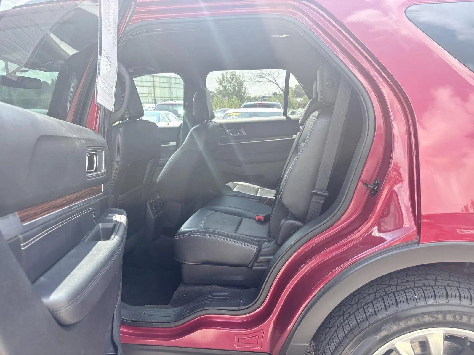 Used 2018 Ford Explorer Limited AWD/4WD image 12