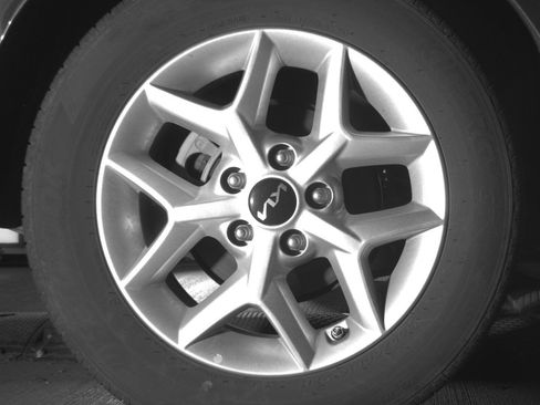 Used 2025 Kia Soul LX w/ LX Technology Package FWD image 24