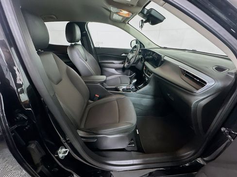 Used 2025 Buick Encore GX Preferred image 32