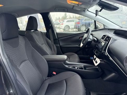 Used 2018 Toyota Prius Two w/ Prius Two Safety Plus Package image 9
