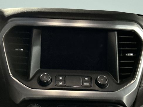 Used 2023 GMC Acadia SLT image 40