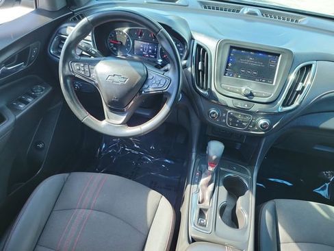 Used 2023 Chevrolet Equinox RS FWD image 16