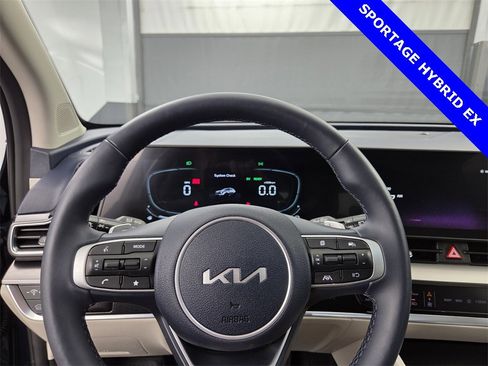 Used 2023 Kia Sportage EX w/ EX Premium Package image 31