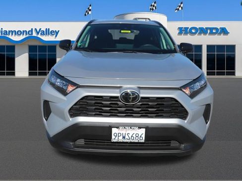 Used 2021 Toyota RAV4 LE image 2