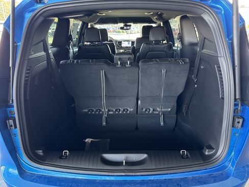 New 2026 Chrysler Pacifica Select w/ S Appearance Package image 31