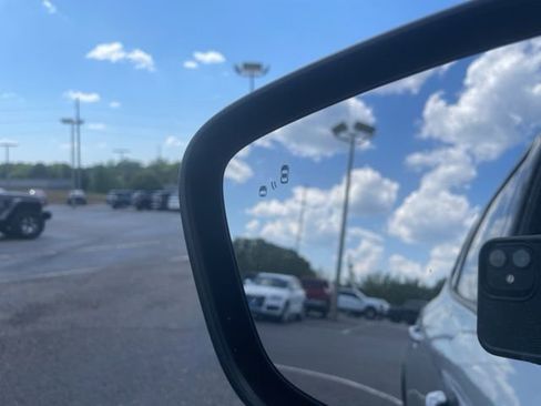 Used 2023 Ford Escape Active w/ Tech Pack #2 AWD/4WD image 24