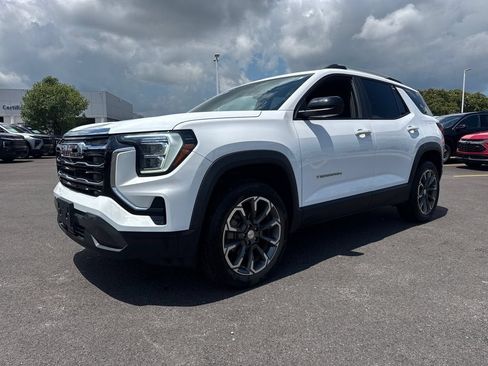Used 2026 GMC Terrain Elevation w/ Elevation Premium Package AWD/4WD image 2