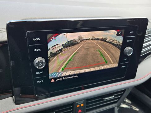 New 2026 Volkswagen Jetta GLI Autobahn FWD image 10