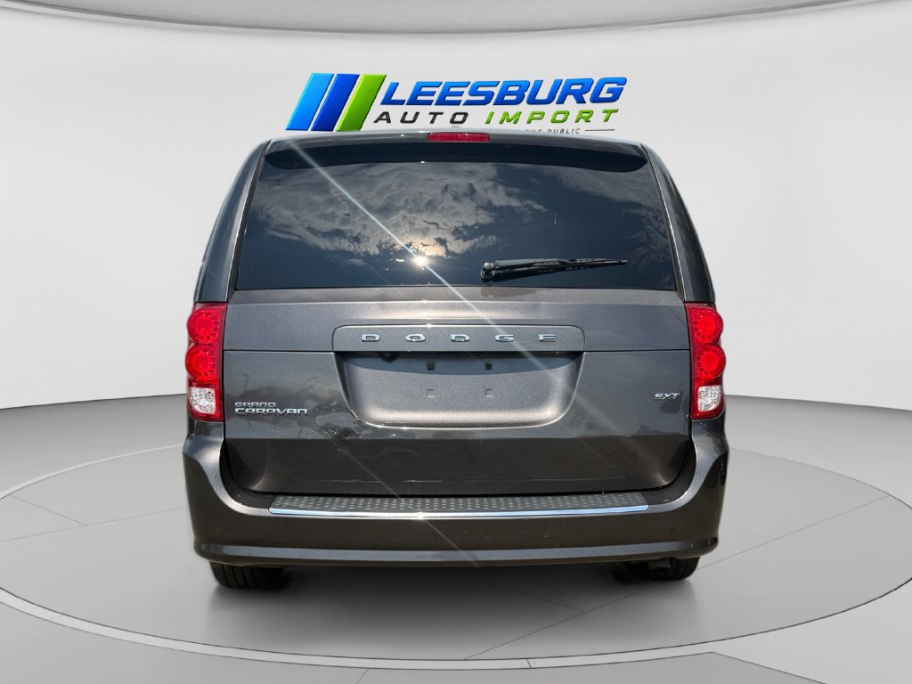 Used 2020 Dodge Grand Caravan SXT FWD image 4