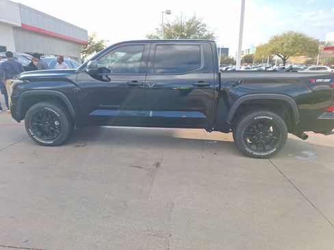 Used 2023 Toyota Tundra SR5 image 3