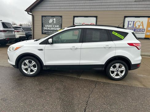 Used 2014 Ford Escape SE w/ Equipment Group 201A image 8