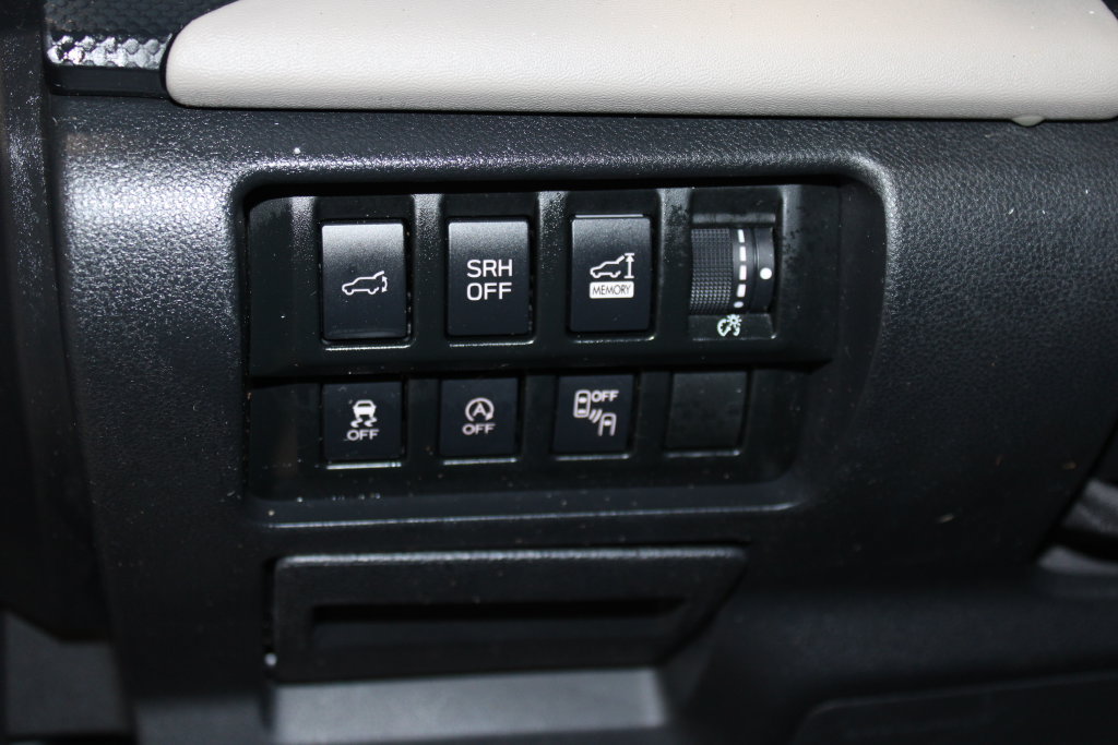 Used 2022 Subaru Forester Limited AWD/4WD image 7