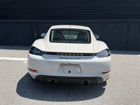 Certified 2024 Porsche 718 Cayman GTS RWD image 9