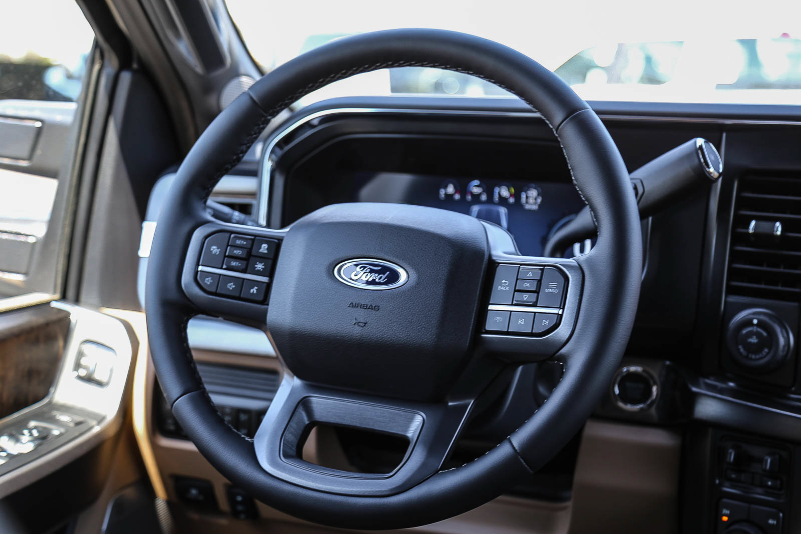 New 2026 Ford F350 Lariat w/ Lariat Ultimate Package AWD/4WD image 17