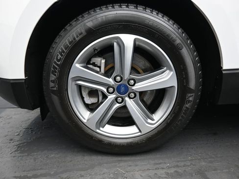 Used 2022 Ford Edge SEL image 46