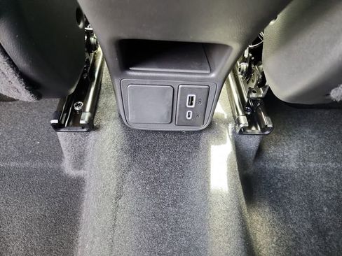 New 2026 Buick Encore GX Preferred AWD/4WD image 11