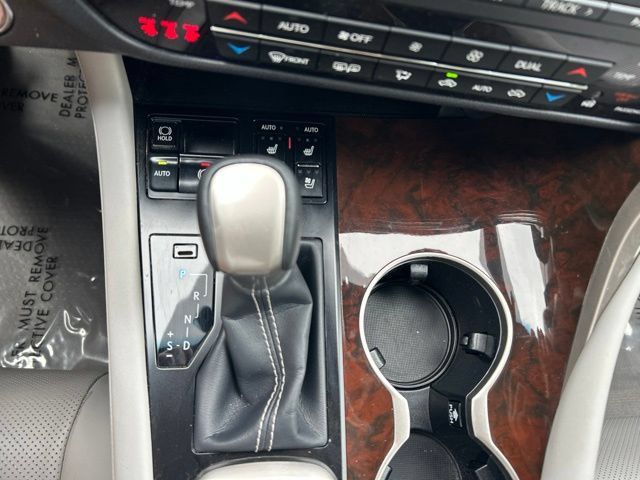 Used 2019 Lexus RX 350 AWD w/ Navigation Package image 26