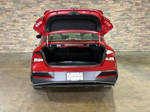 New 2025 Hyundai Elantra SEL FWD image 8