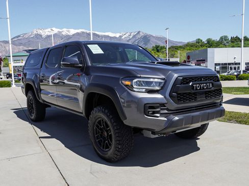 Certified 2020 Toyota Tacoma TRD Pro AWD/4WD image 2