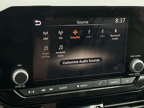 Used 2025 Nissan Pathfinder SV FWD image 28