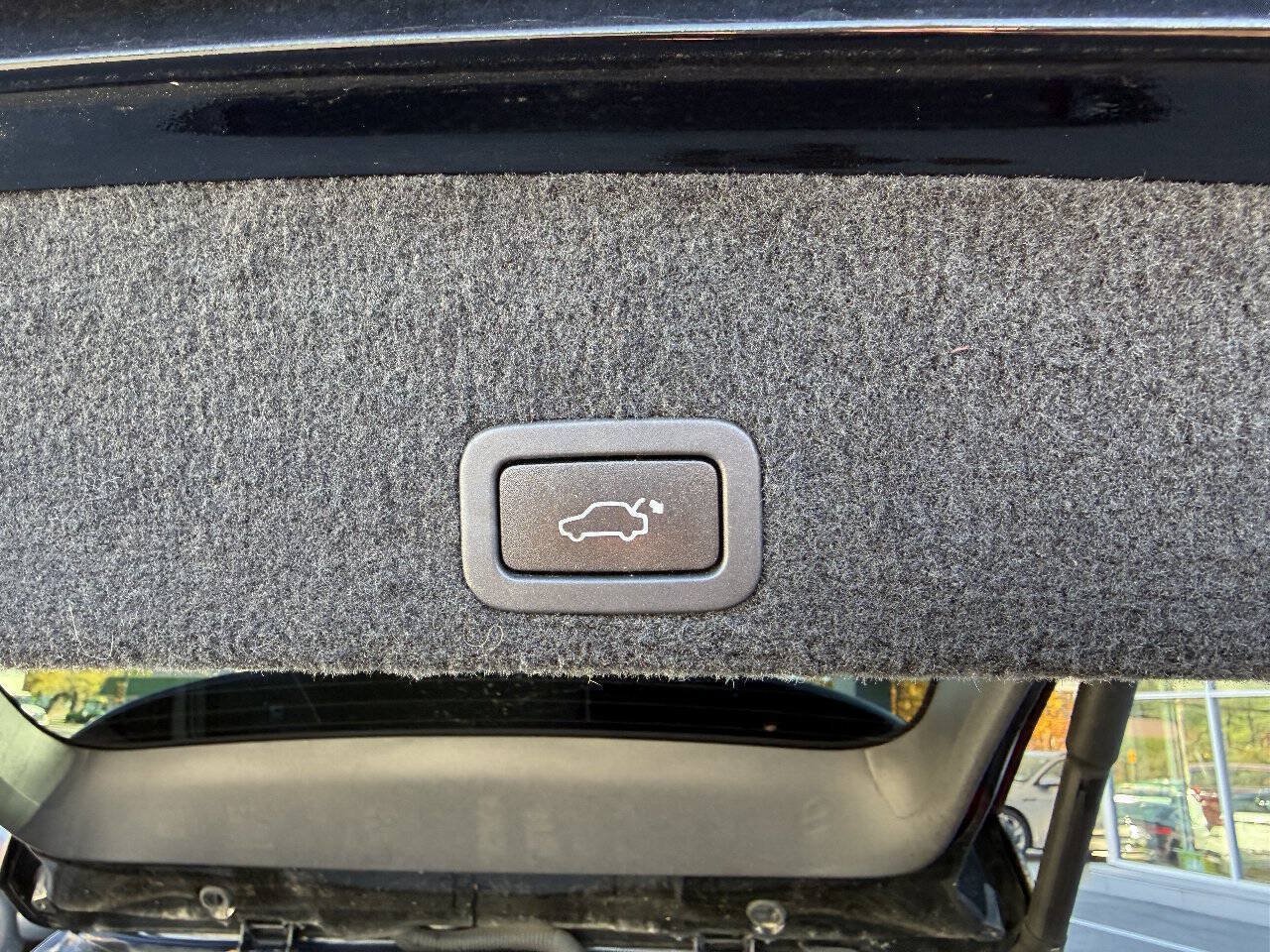 Used 2013 Volvo XC60 T6 AWD/4WD image 12