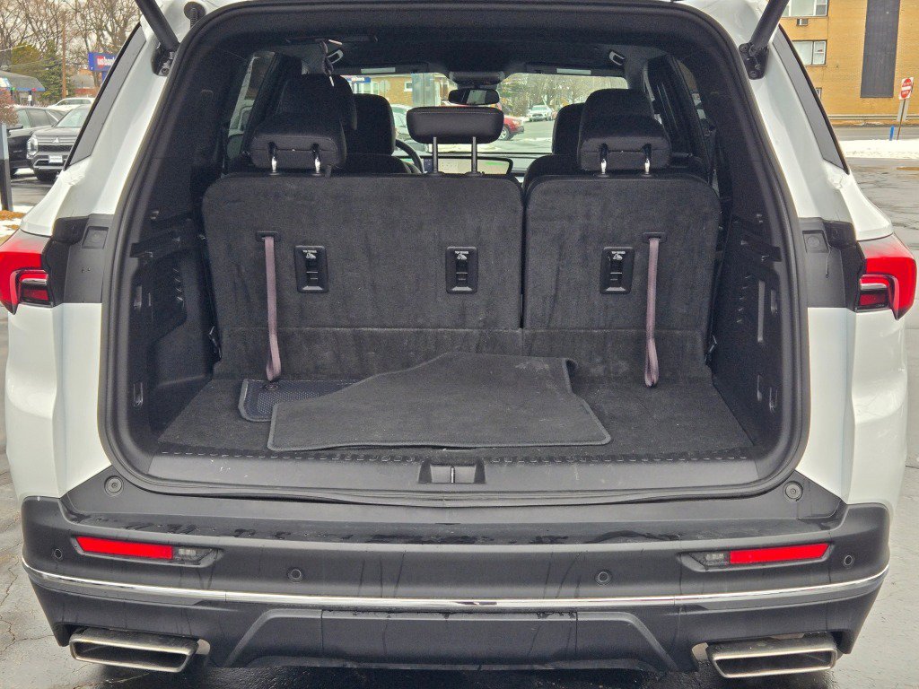 Certified 2025 Buick Enclave Preferred FWD image 15