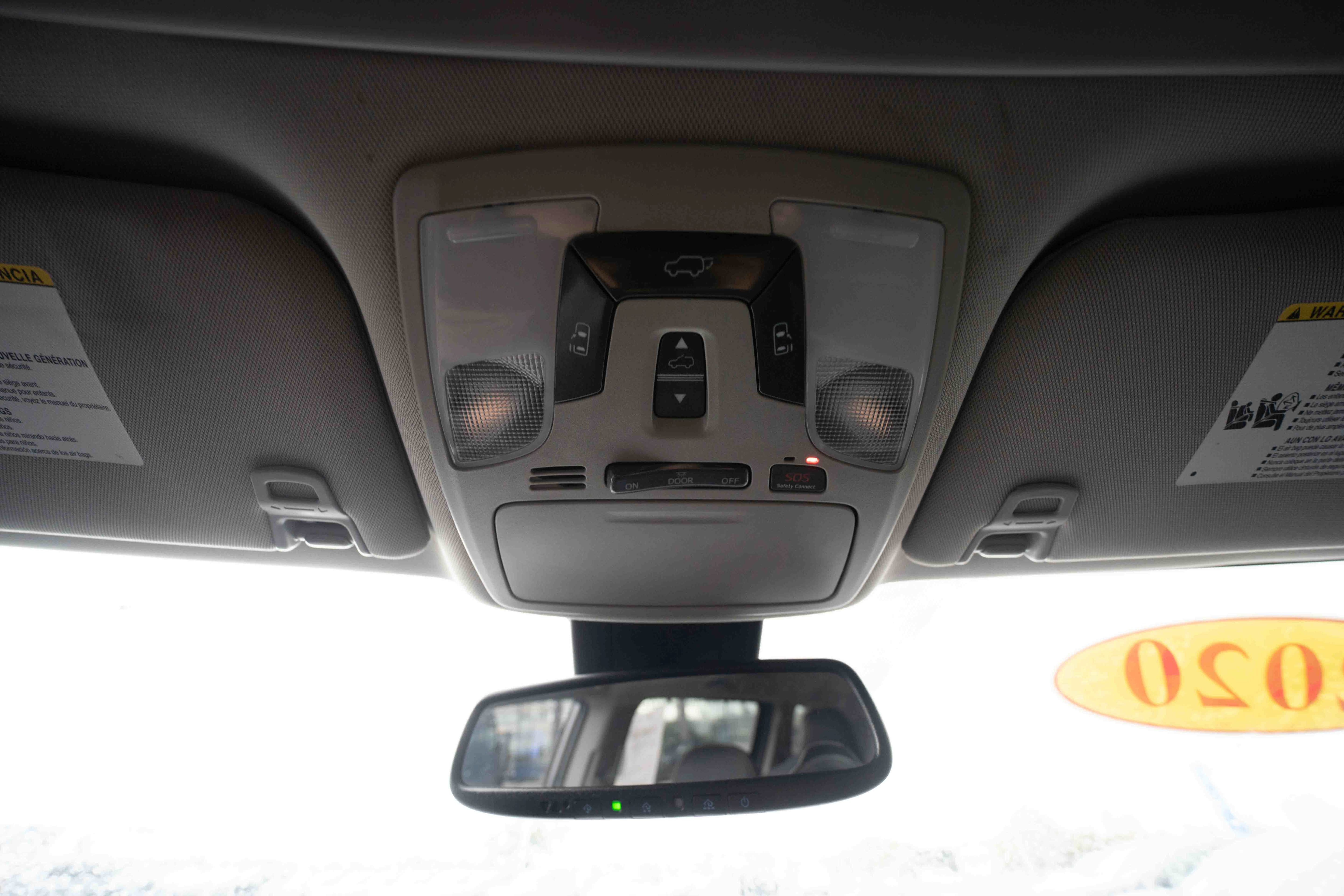 Used 2020 Toyota Sienna SE Premium AWD/4WD image 18
