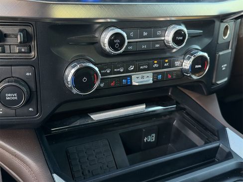 Used 2024 Ford F250 King Ranch w/ Chrome Package image 20