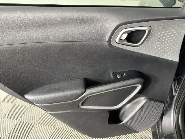 Used 2020 Kia Soul LX FWD image 22