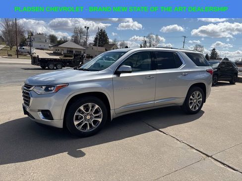 Used 2018 Chevrolet Traverse Premier w/ Driver Confidence II Package image 1