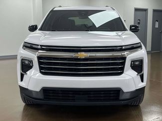 Used 2025 Chevrolet Traverse LT video 2