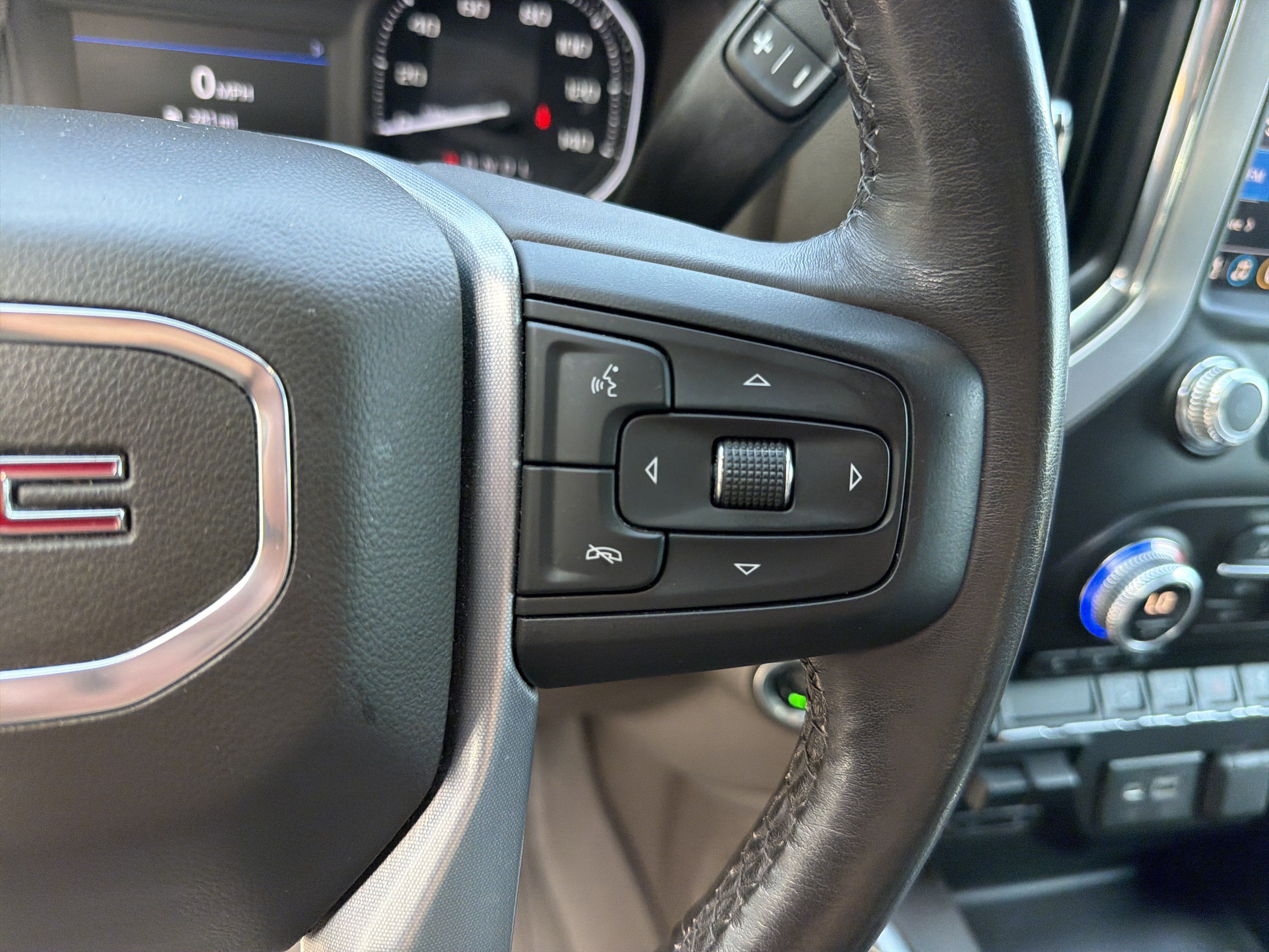 Used 2021 GMC Sierra 1500 SLT w/ SLT Premium Package AWD/4WD image 19