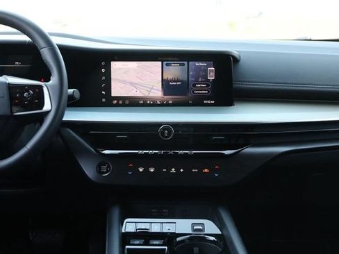Certified 2025 Nissan Murano SL AWD/4WD image 26
