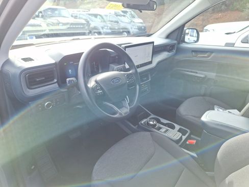 Used 2025 Ford Maverick XL image 7