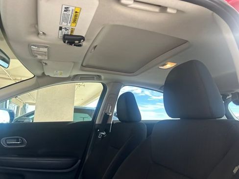 Used 2016 Honda HR-V EX image 6