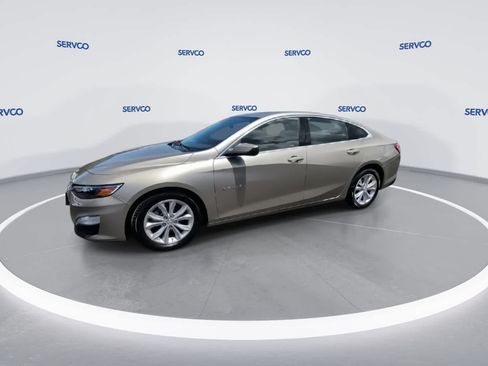 Used 2022 Chevrolet Malibu LT FWD image 4