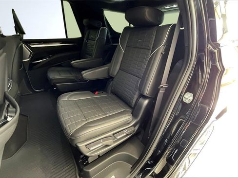 Used 2025 Cadillac Escalade Sport Platinum image 26