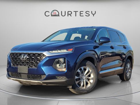 Used 2019 Hyundai Santa Fe SE image 1