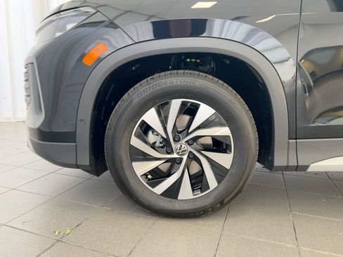 New 2026 Volkswagen Tiguan S image 12