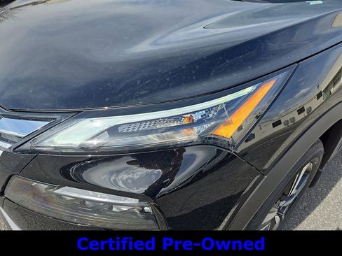 Used 2024 Nissan Rogue SL w/ SL Premium Package image 35