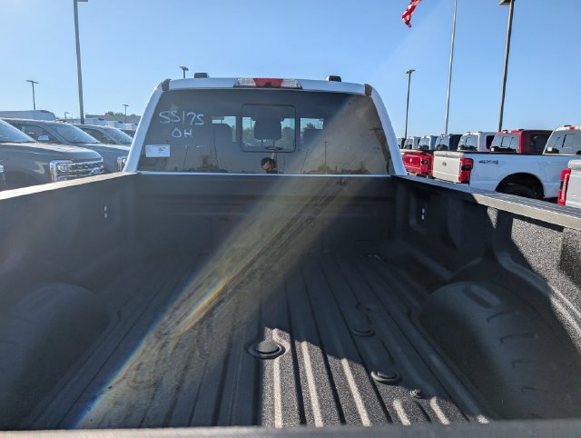 New 2027 Ford F350 Lariat w/ Black Appearance Package AWD/4WD image 8