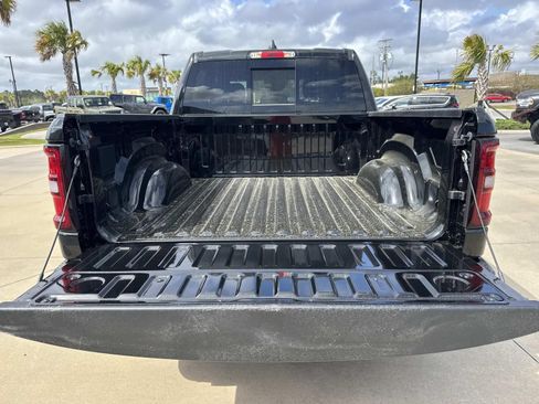 New 2026 RAM 1500 4x4 Crew Cab image 8