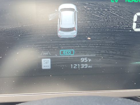 Used 2024 Kia Niro LX FWD image 27