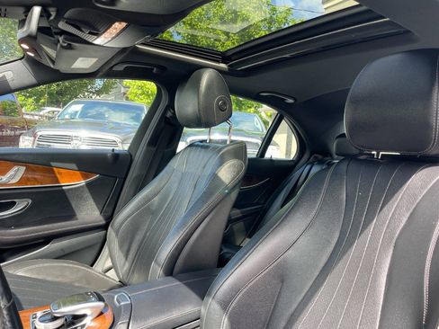 Used 2019 Mercedes-Benz E 300 image 16